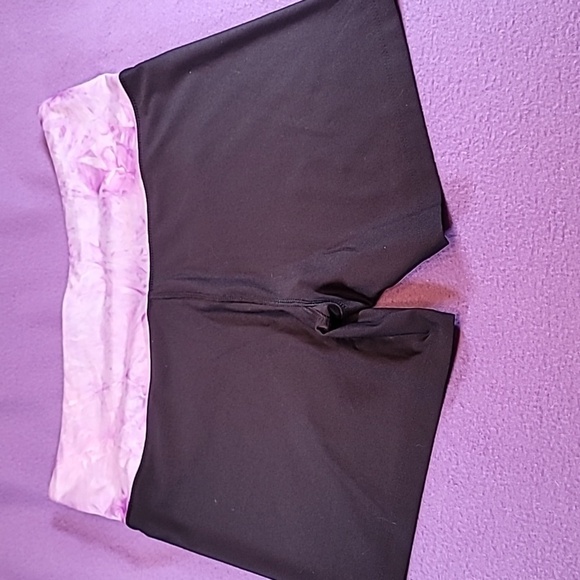 0731. NWOTs ~ Vogo Athletica ~ Large Shorts ~ Good Coverage ~ No see through! - Picture 2 of 7